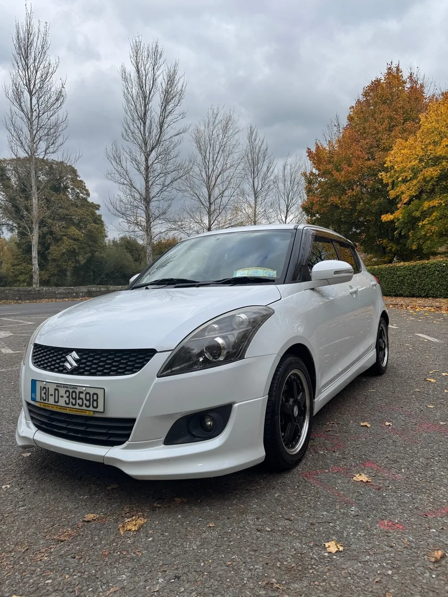 SUZUKI SWIFT RS 5DR AUTO - Image 2