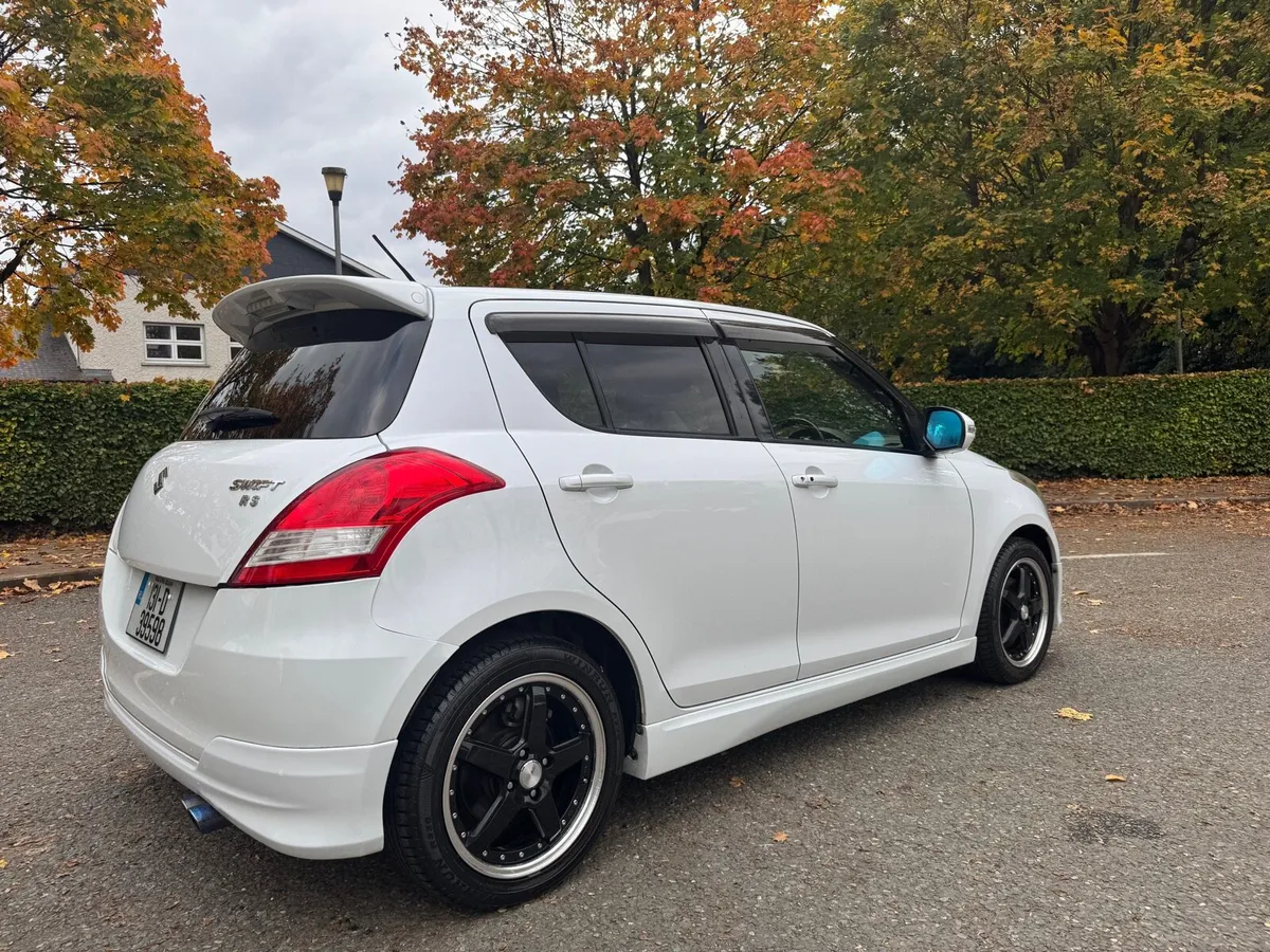 SUZUKI SWIFT RS 5DR AUTO - Image 4