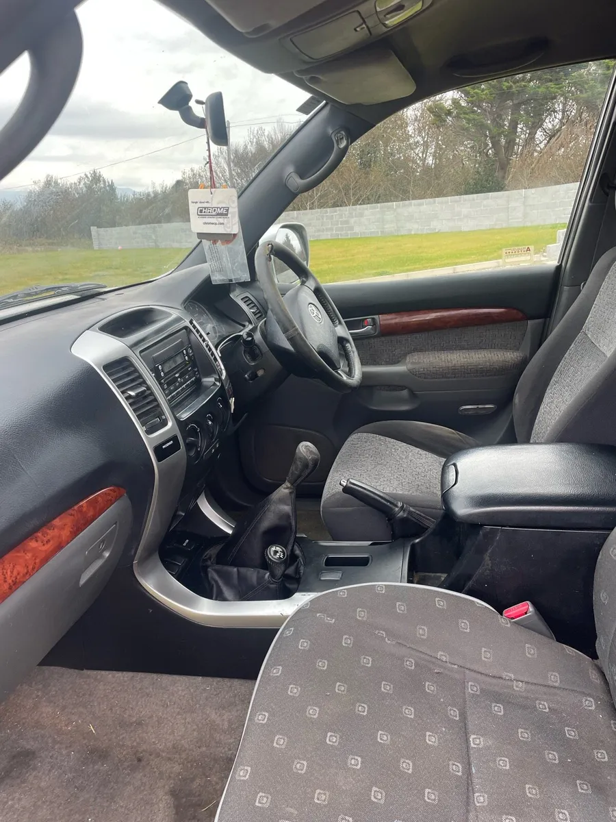 Toyota Landcruiser - Image 4