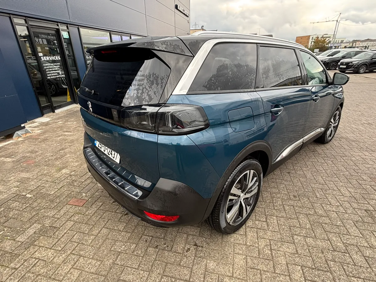 2025 Peugeot 5008 Allure 1.5 diesel - Image 3