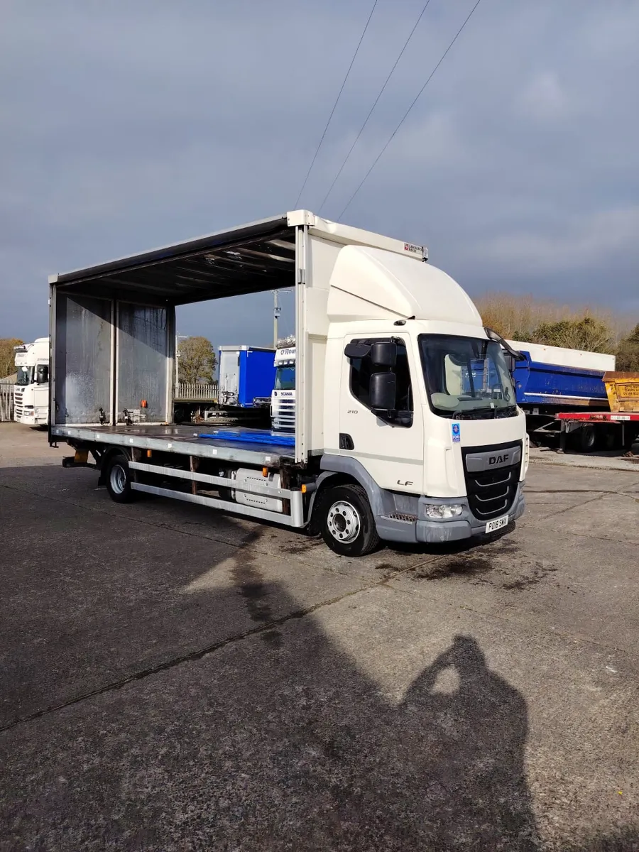 2018 DAF  LF  12 Ton 210 Engine Manual - Image 2