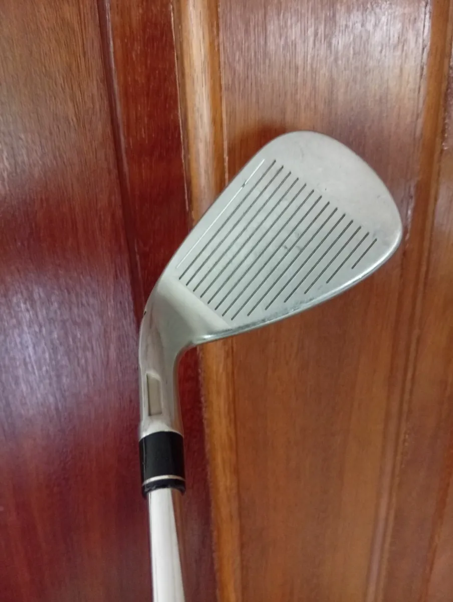 TaylorMade Stealth Pitching Wedge As New - Image 4