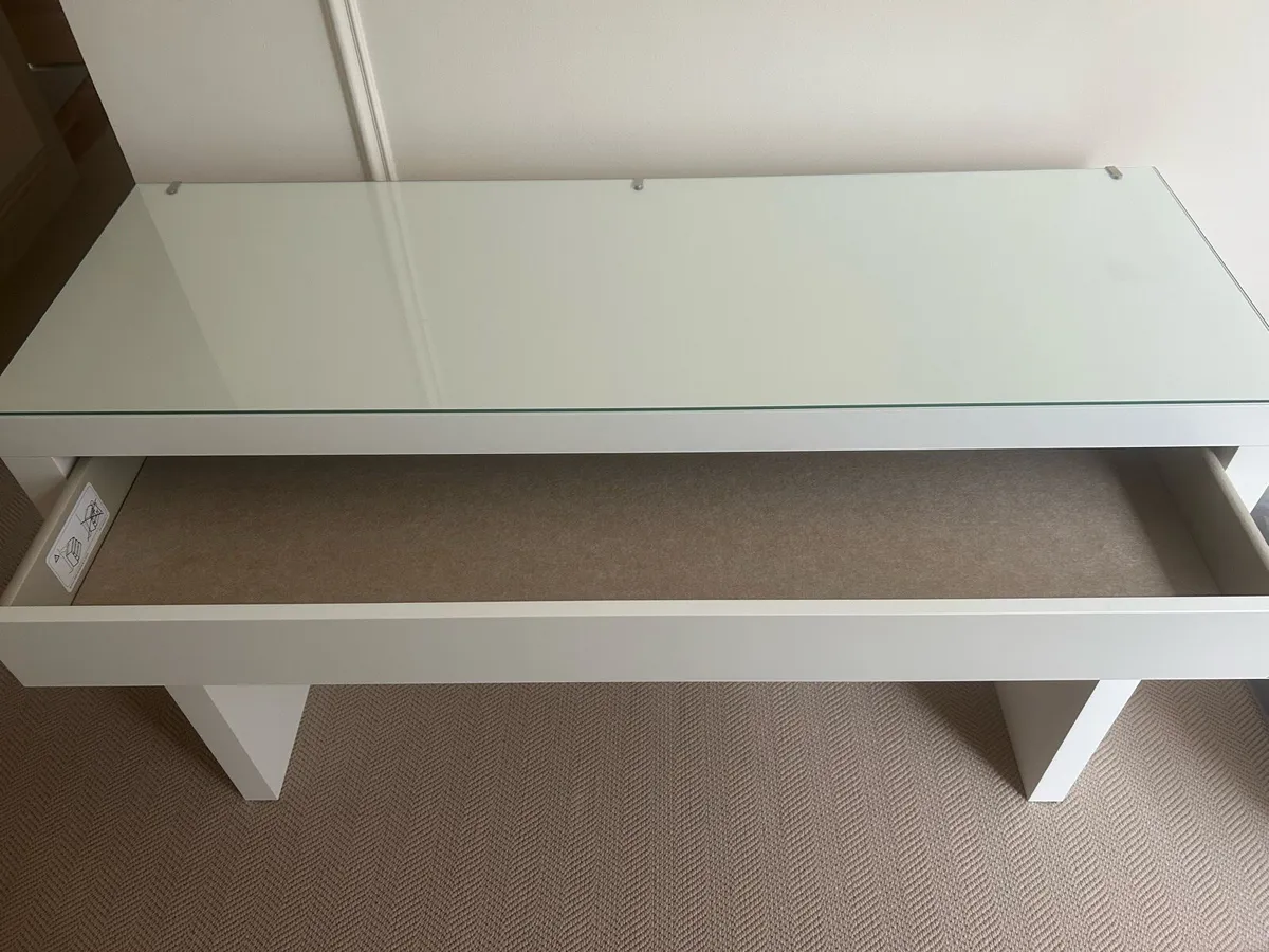 Dressing / Vanity Table White glass top Ikea Malm - Image 3