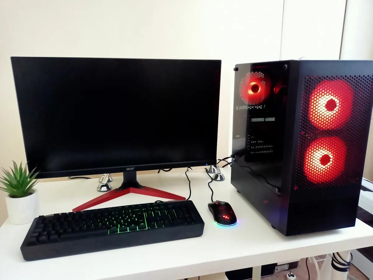 Gaming PC setup - Image 2