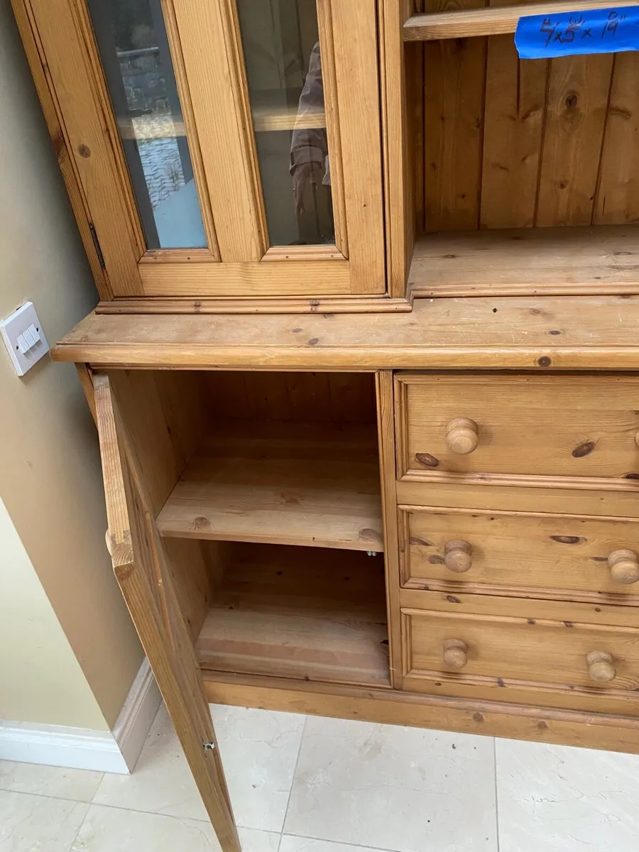 Cabinet - Image 2
