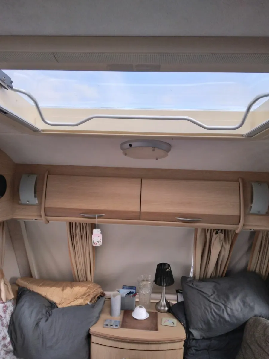 Caravan Coachman 4 berth 2007 - Image 4