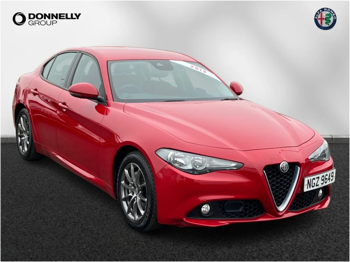 Alfa Romeo Giulia Diesel Saloon Super - Image 1