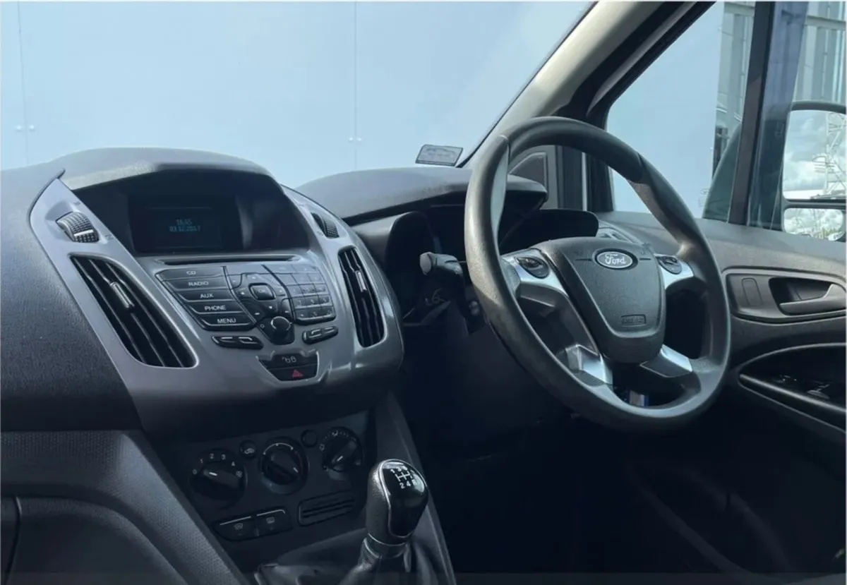Ford Transit 2018 - Image 2