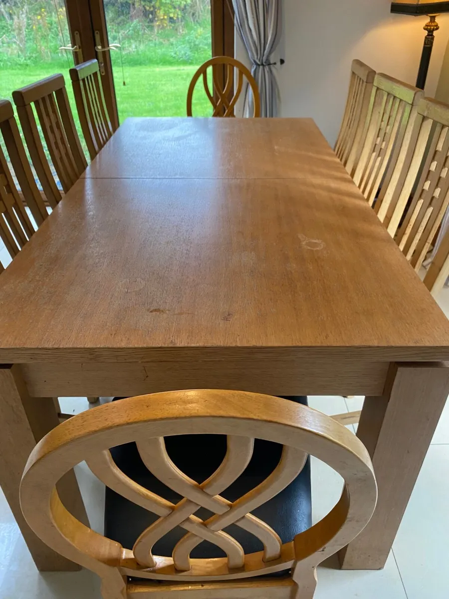 Dining table and chairs - Image 3