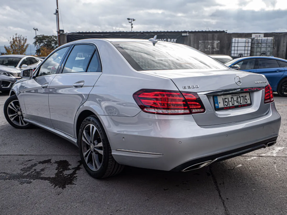 2015 E300 Hybrid Diesel/New Hybrid Battery/1yr war - Image 2