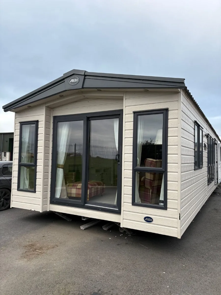 residential lodge mobile home for sale off site - Image 1