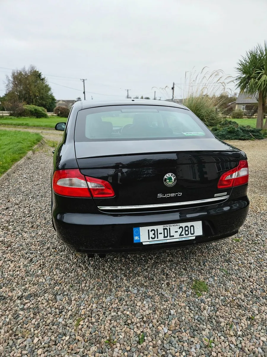 Skoda Superb 2013 - Image 3