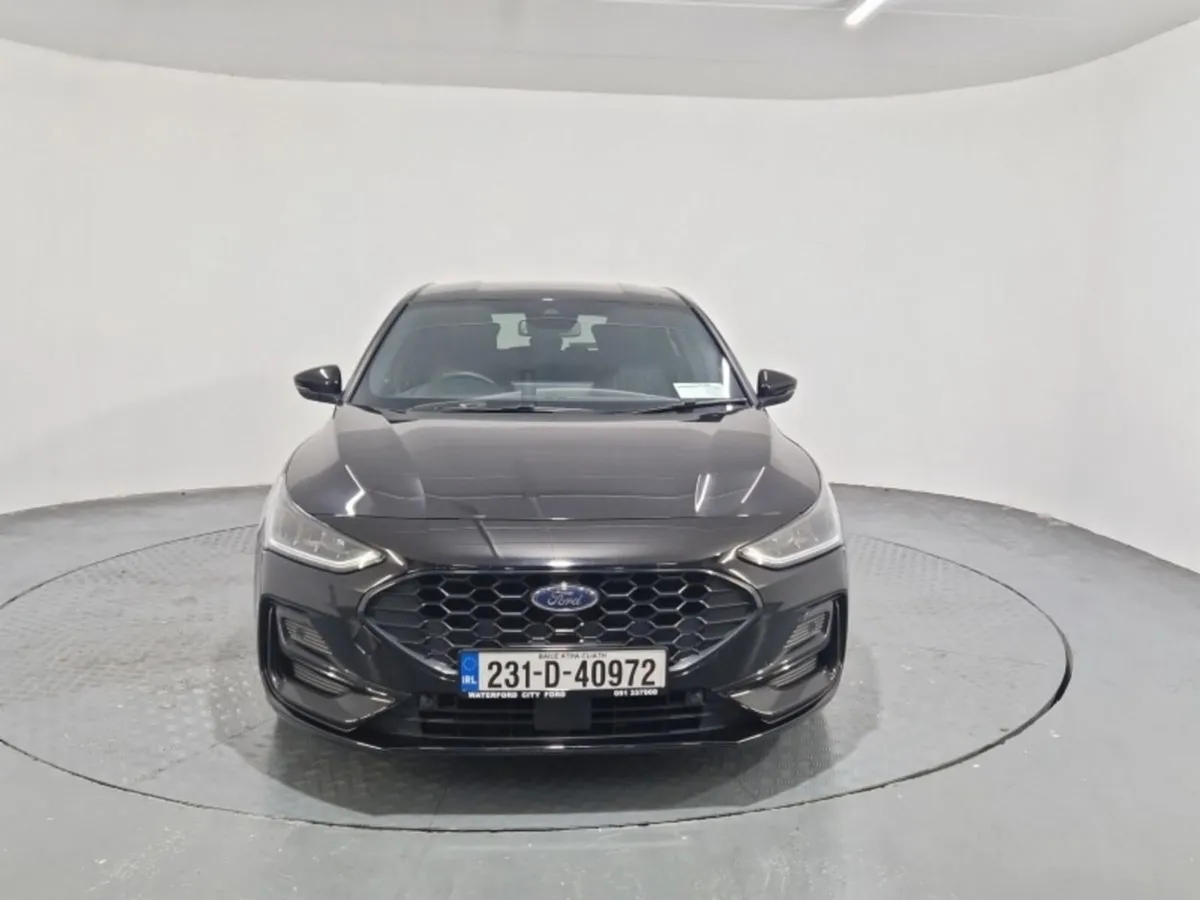 Ford Focus 1.5L EcoBlue 115PS ST-Line Auto - Image 3