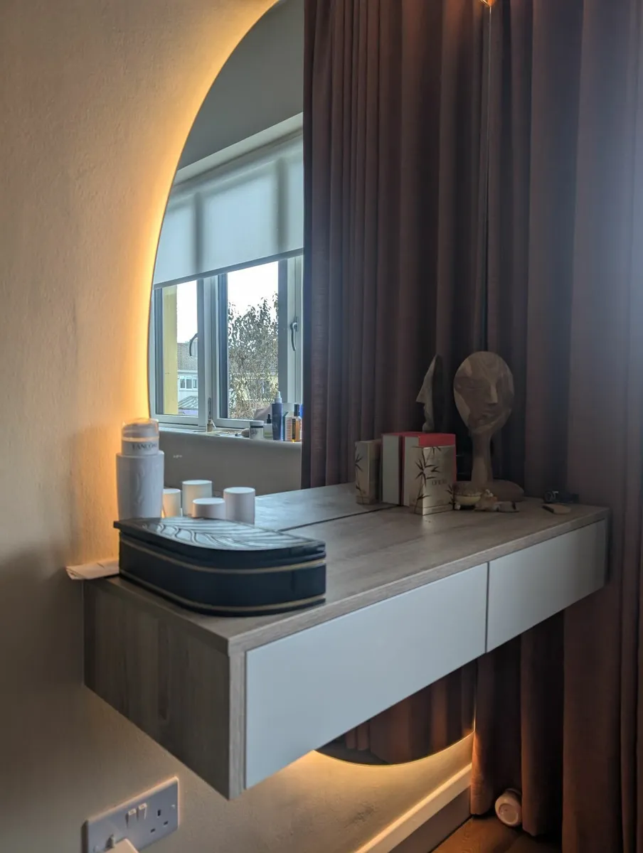 Floating Dressing Table & Mirror Set (Components O - Image 4