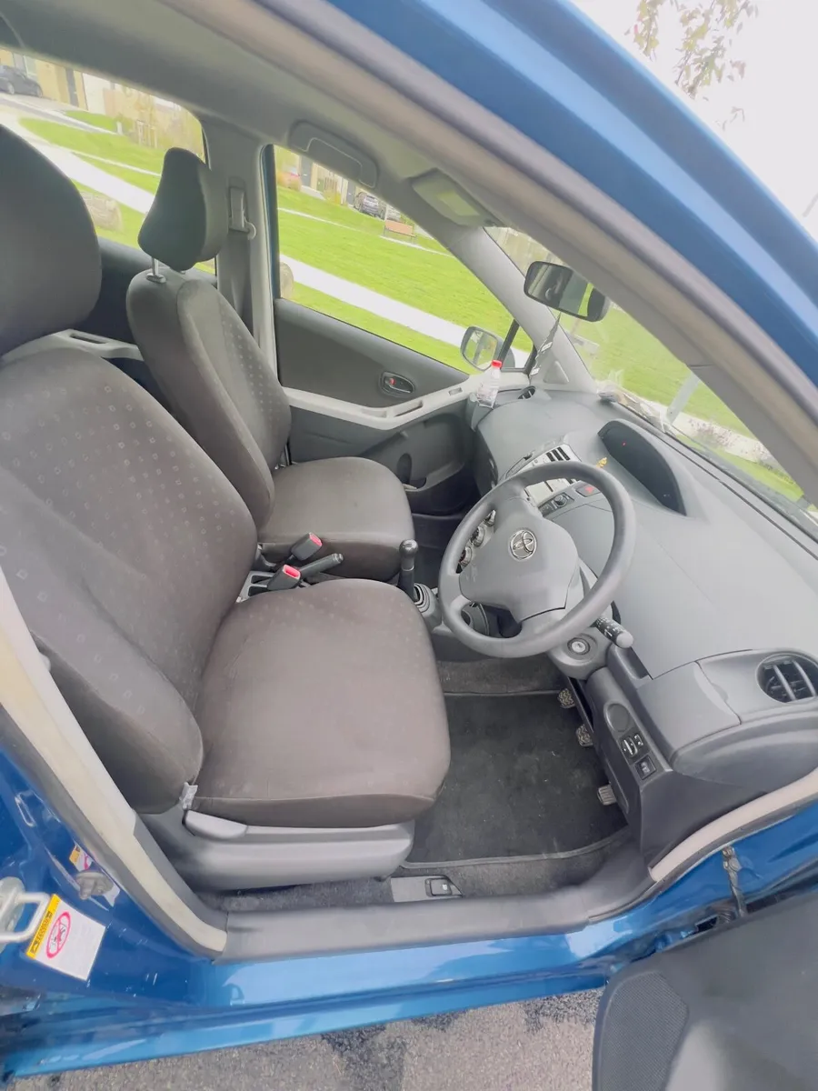 Toyota Yaris 2006 - Image 4