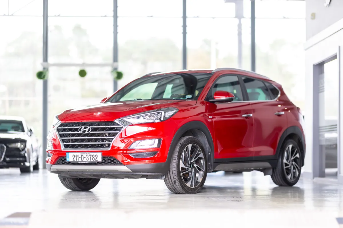Hyundai Tucson EXECUTIVE PLUS MILD HYB HYBRID 5DR - Image 2