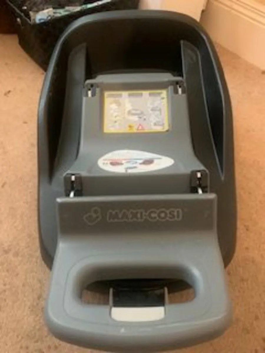 Maxi Cosi Pearl infant car booster seat - Image 2
