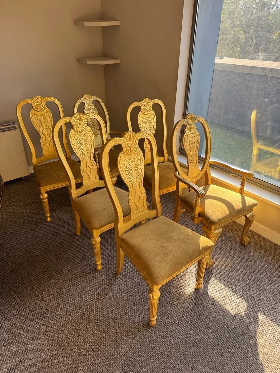 Gold design chairs - Image 1