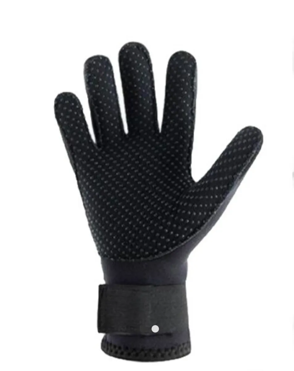 Gloves - Image 1