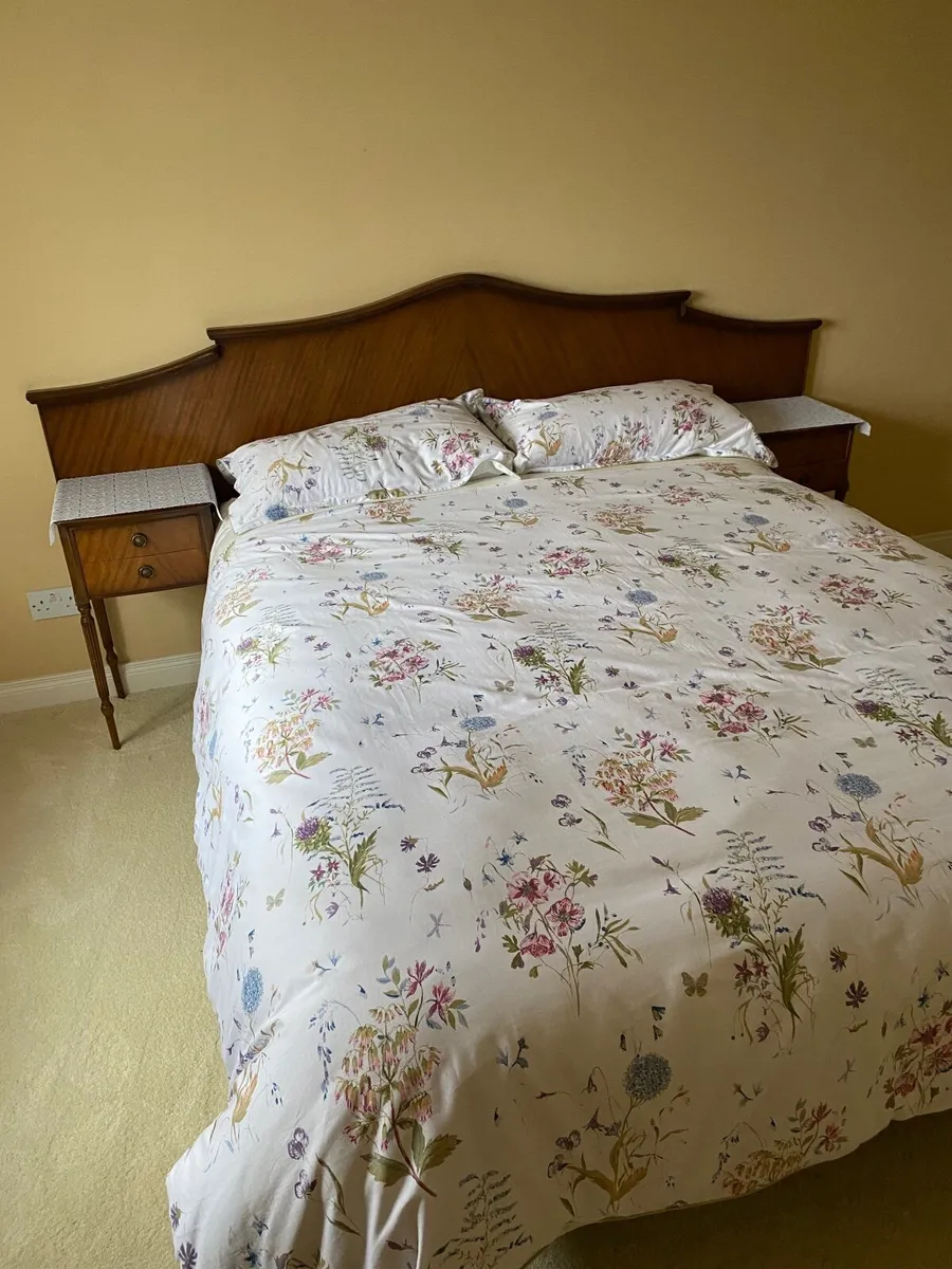 Bed - Image 2