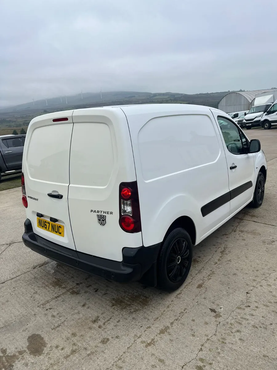 2017, NI Van, Cheap VRT, 88K miles, T-Belt Done - Image 4
