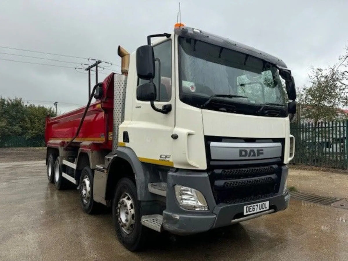 2017 DAF CF440 8x4 Tipper - Image 1