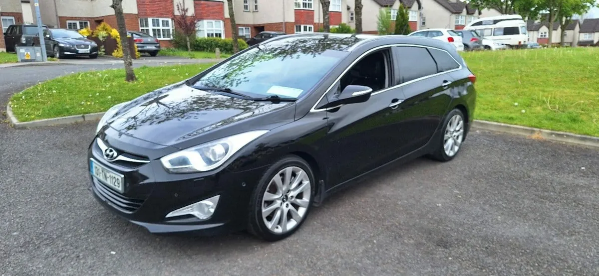 Car - Image 4
