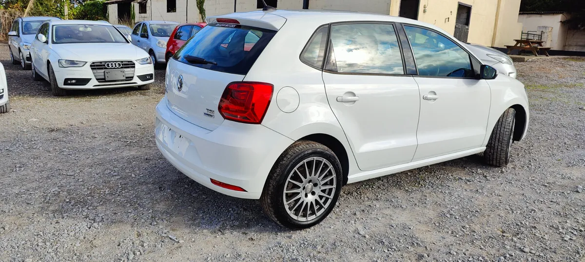 2017 VW Polo lowest milage Best Price - Image 4