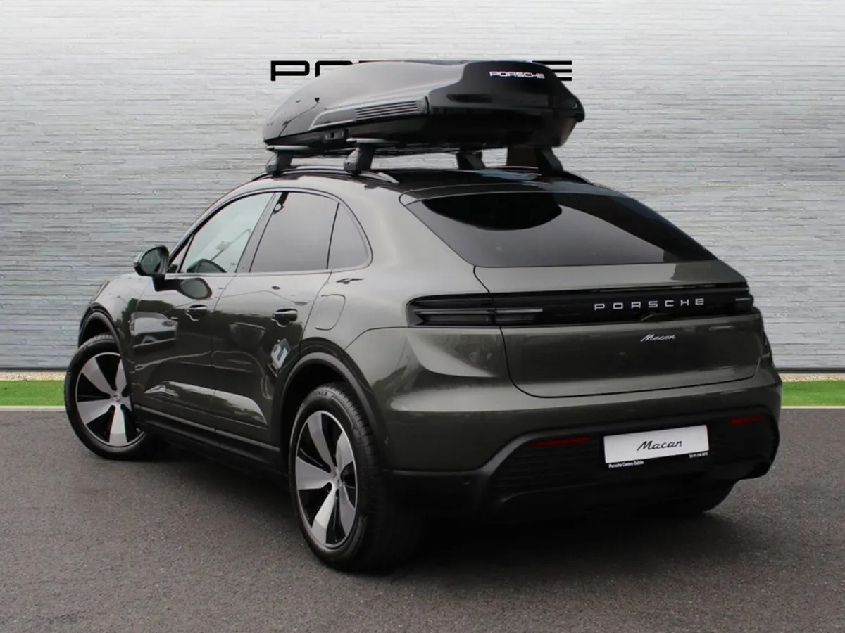 Porsche Macan 4 Electric (new) - Image 3