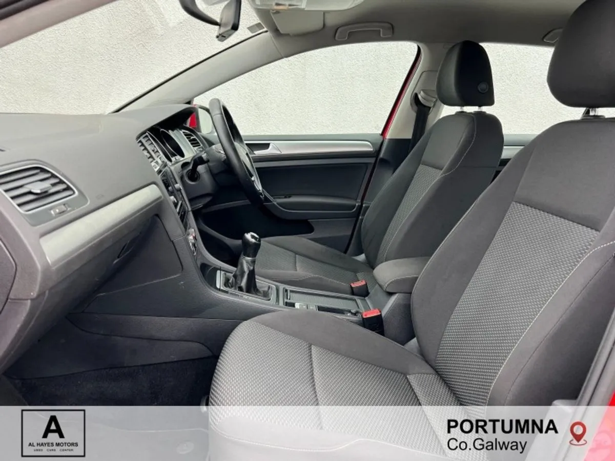 Volkswagen Golf 1.6 TDI 115HP Trendline - Image 4