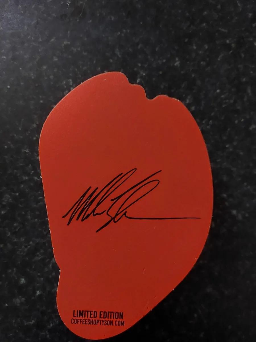 Limited Edition Mike Tyson grinder and lighter - Image 3