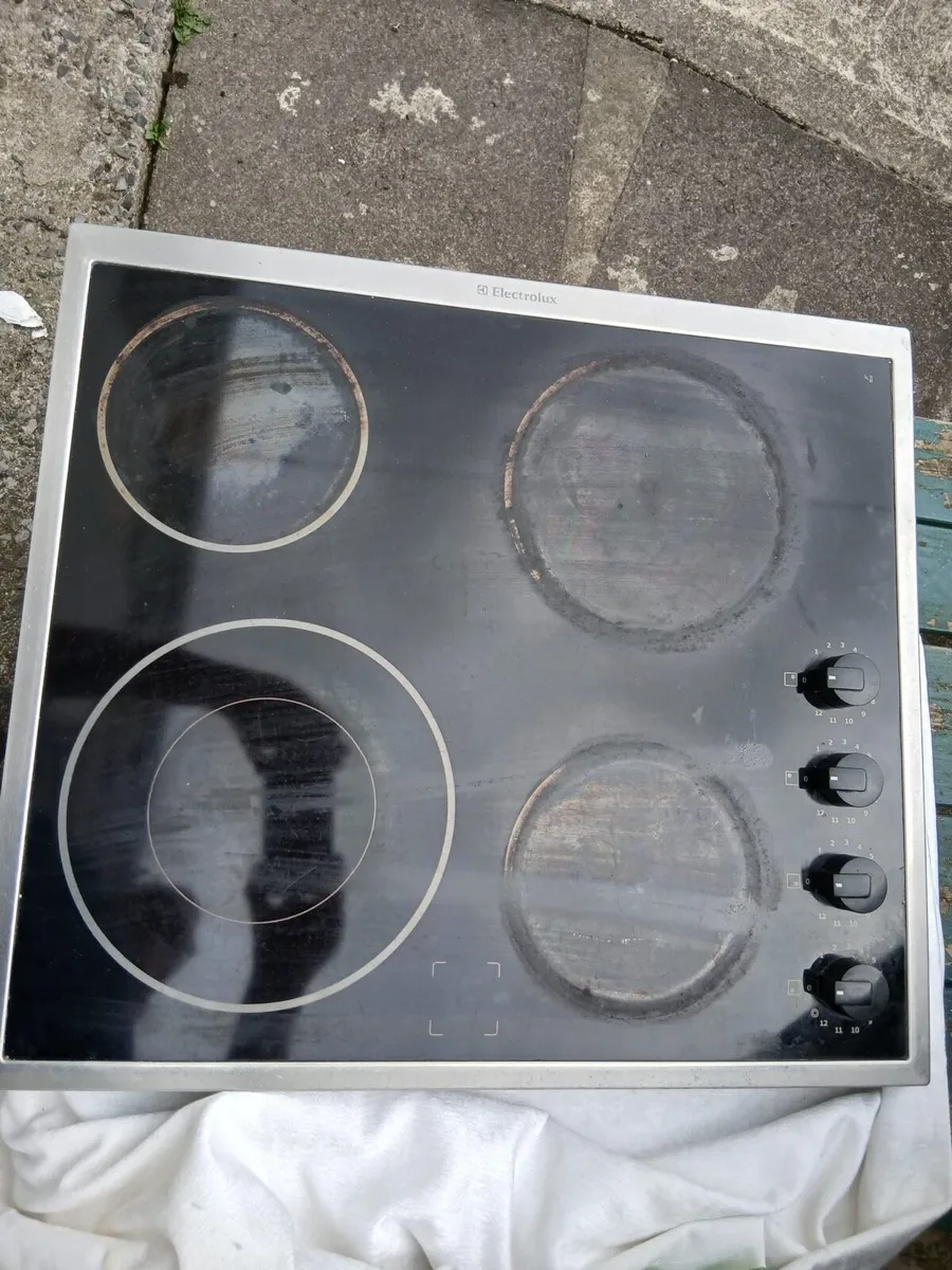 Electrolux Cooker - Image 3