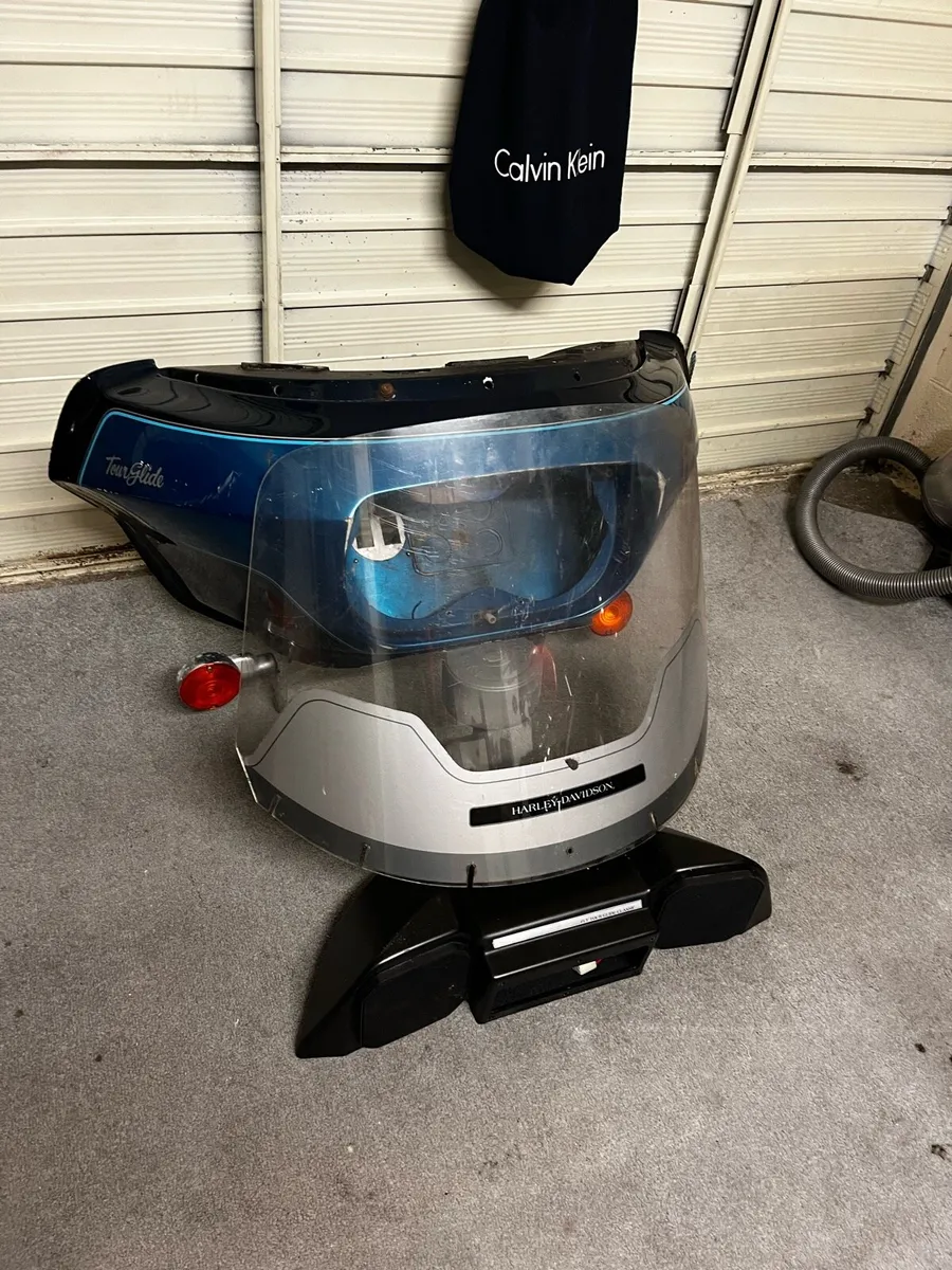 Harley road/tour glide fairing - Image 1