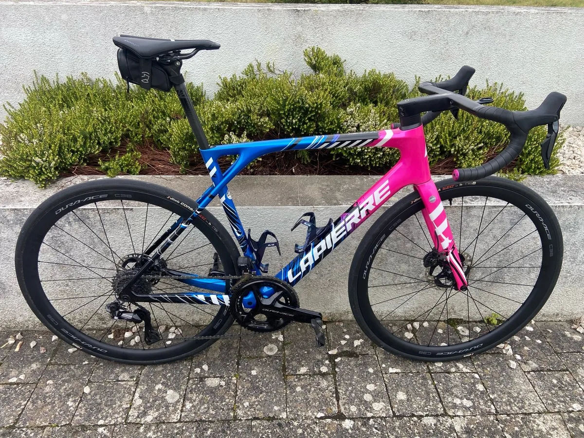 Carbon Road Bike - Image 1