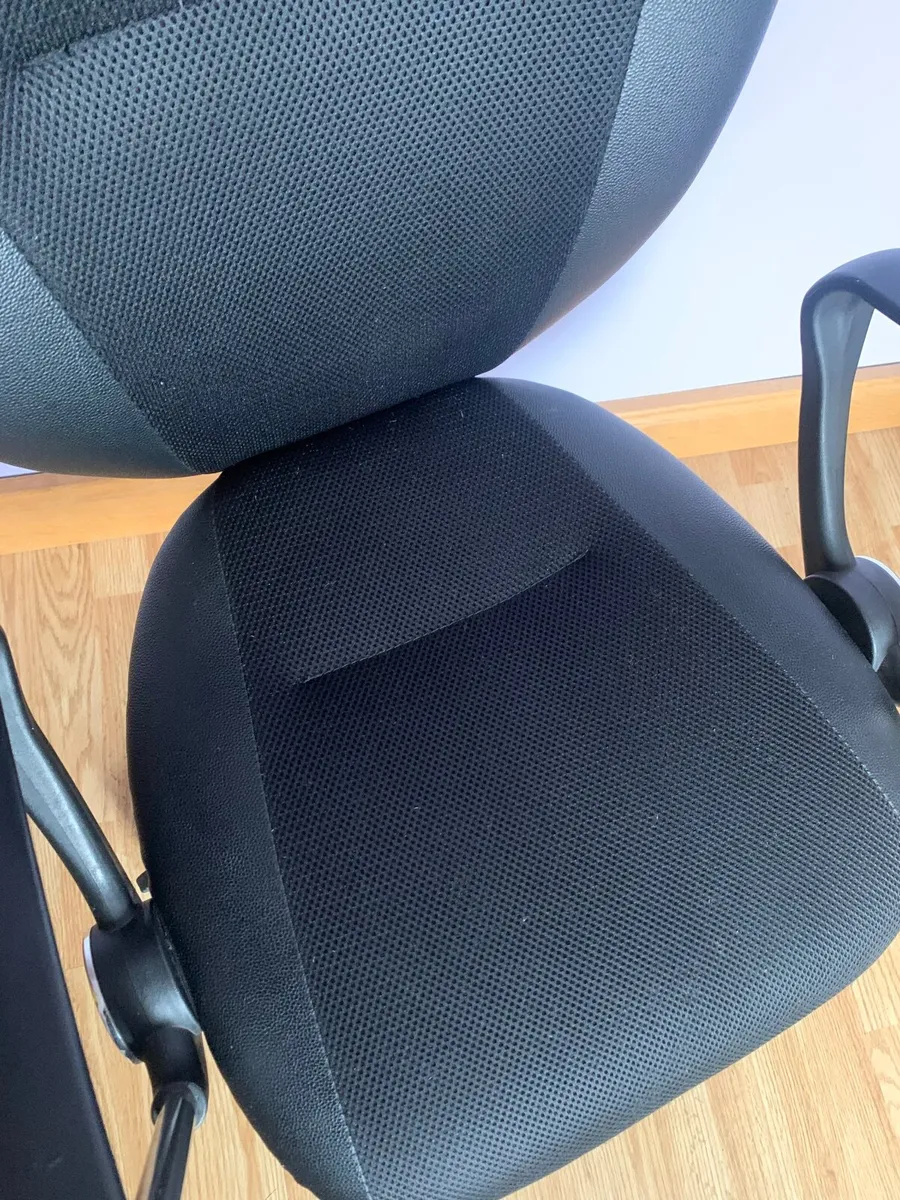 Office chair - Image 4