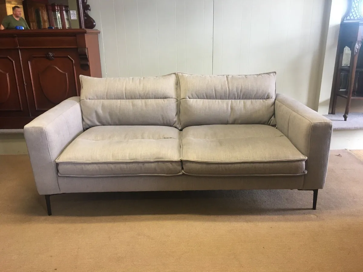 Sofa - Alexander & James - Image 2