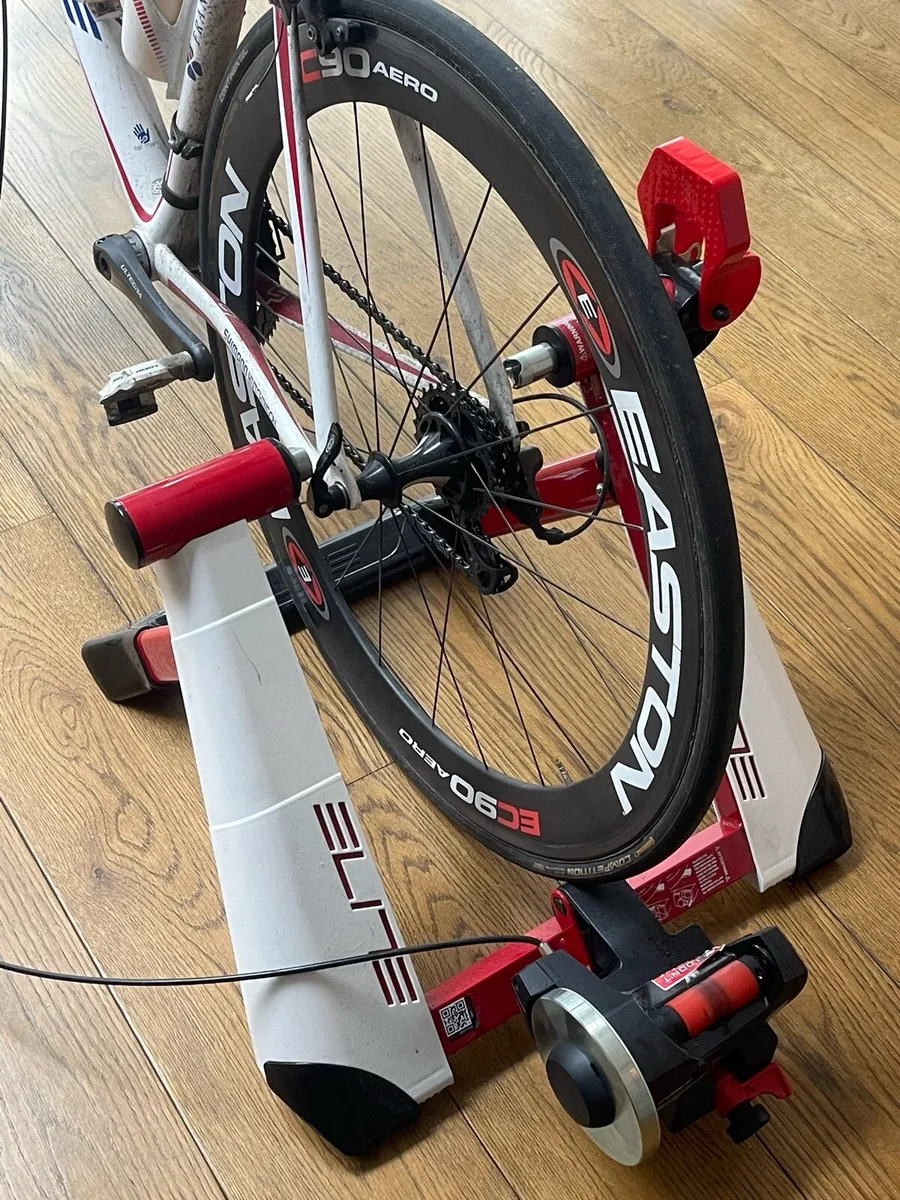 Indoor bike trainer Novo Force - Image 1