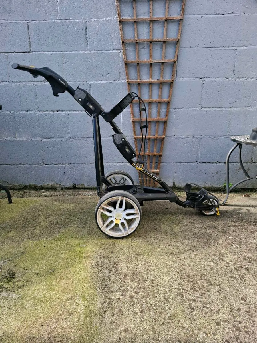 Fw3 golf trolley - Image 1