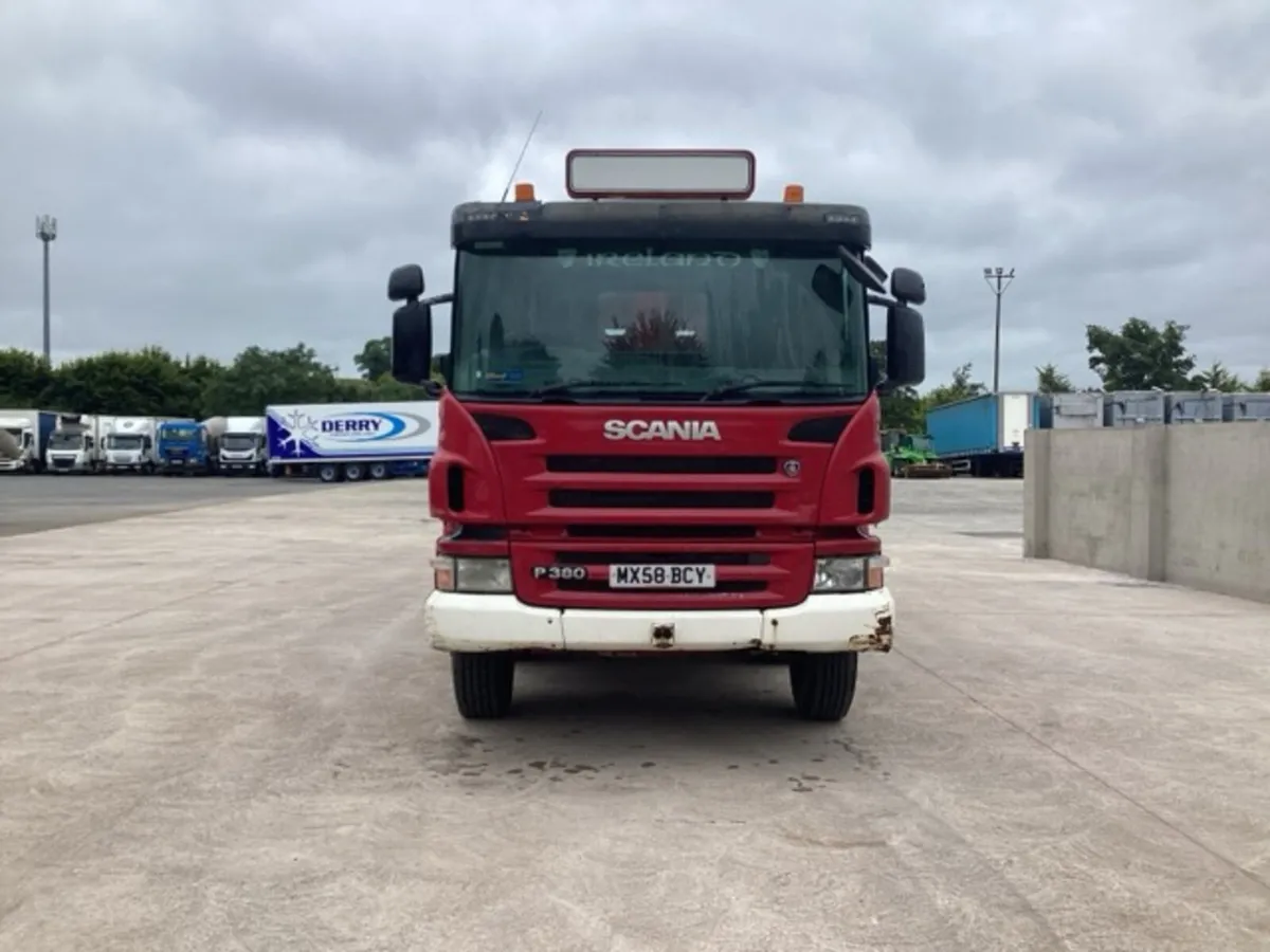 2008 Scania P380 8x4 Tipper - Image 2