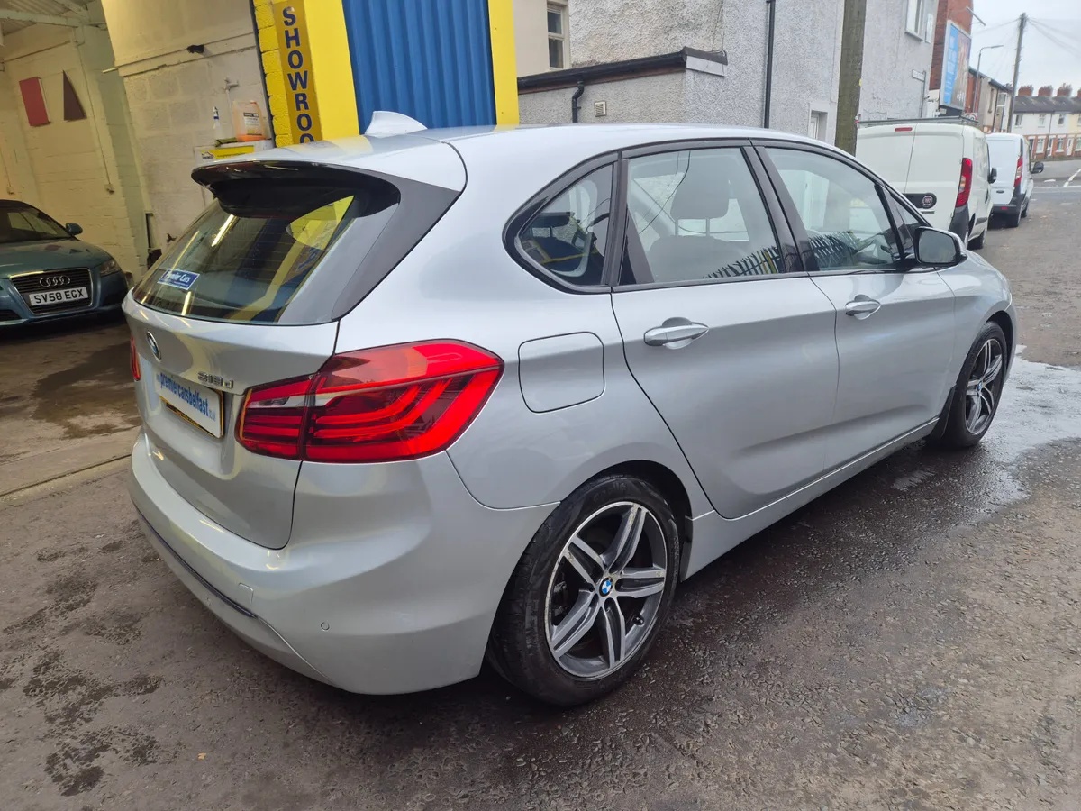BMW 2-Series 2014 - Image 4