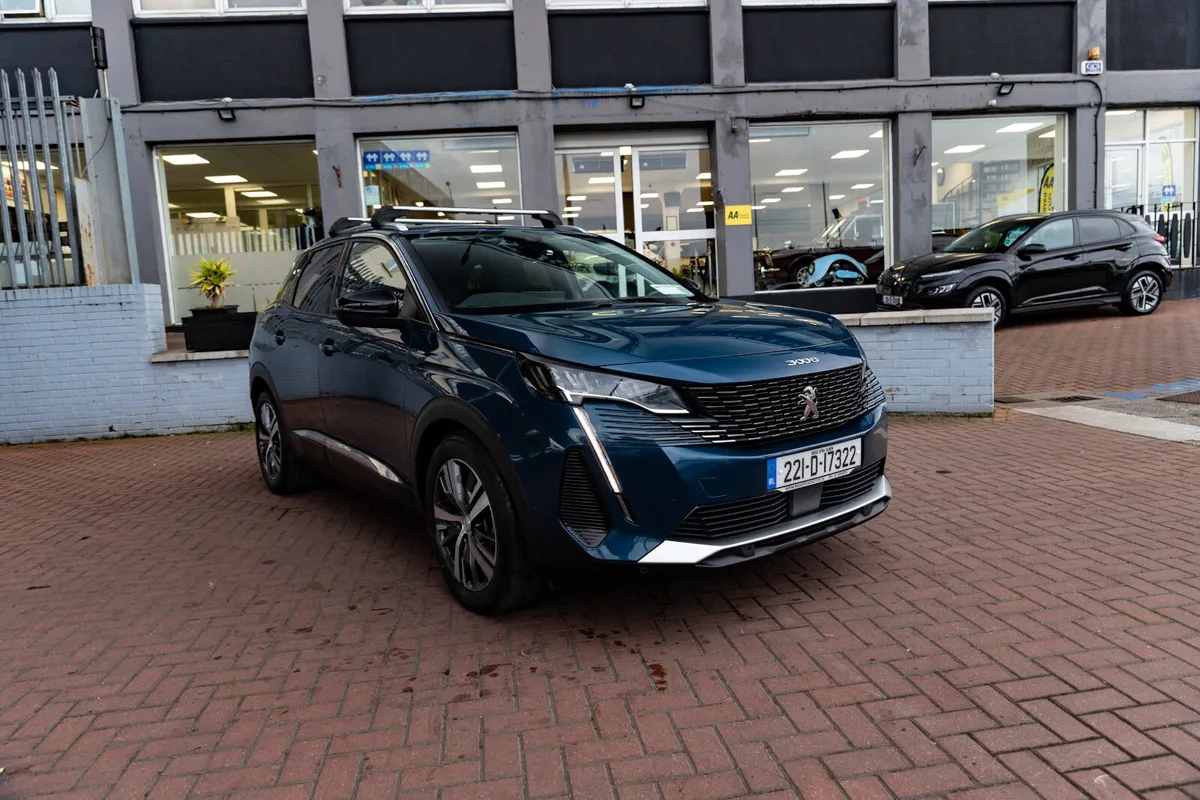 Peugeot 3008 FL ALLURE 1.6 PHEV 225 FW FWD AUTO// - Image 1