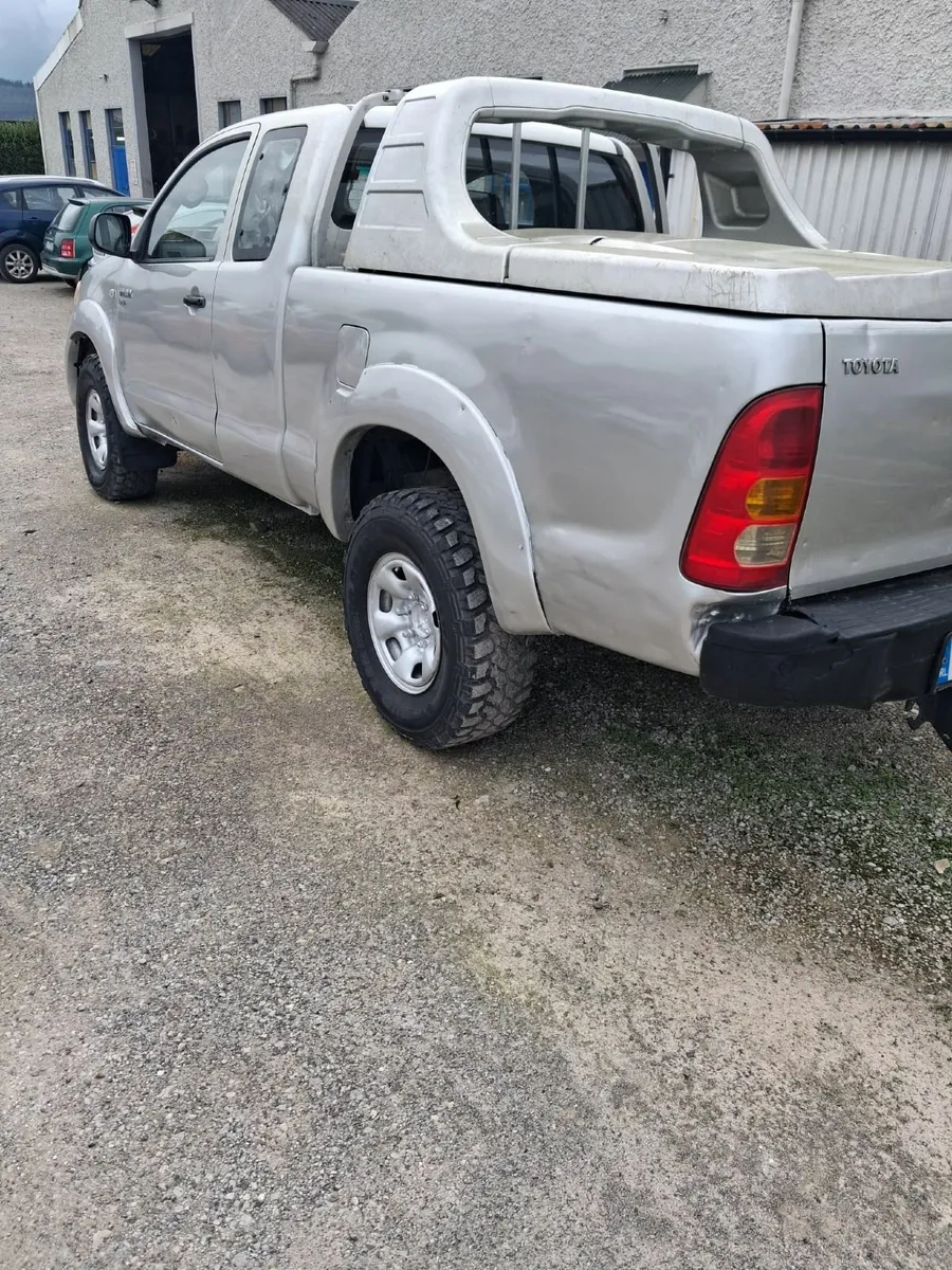 Toyota Hilux 2008 - Image 1