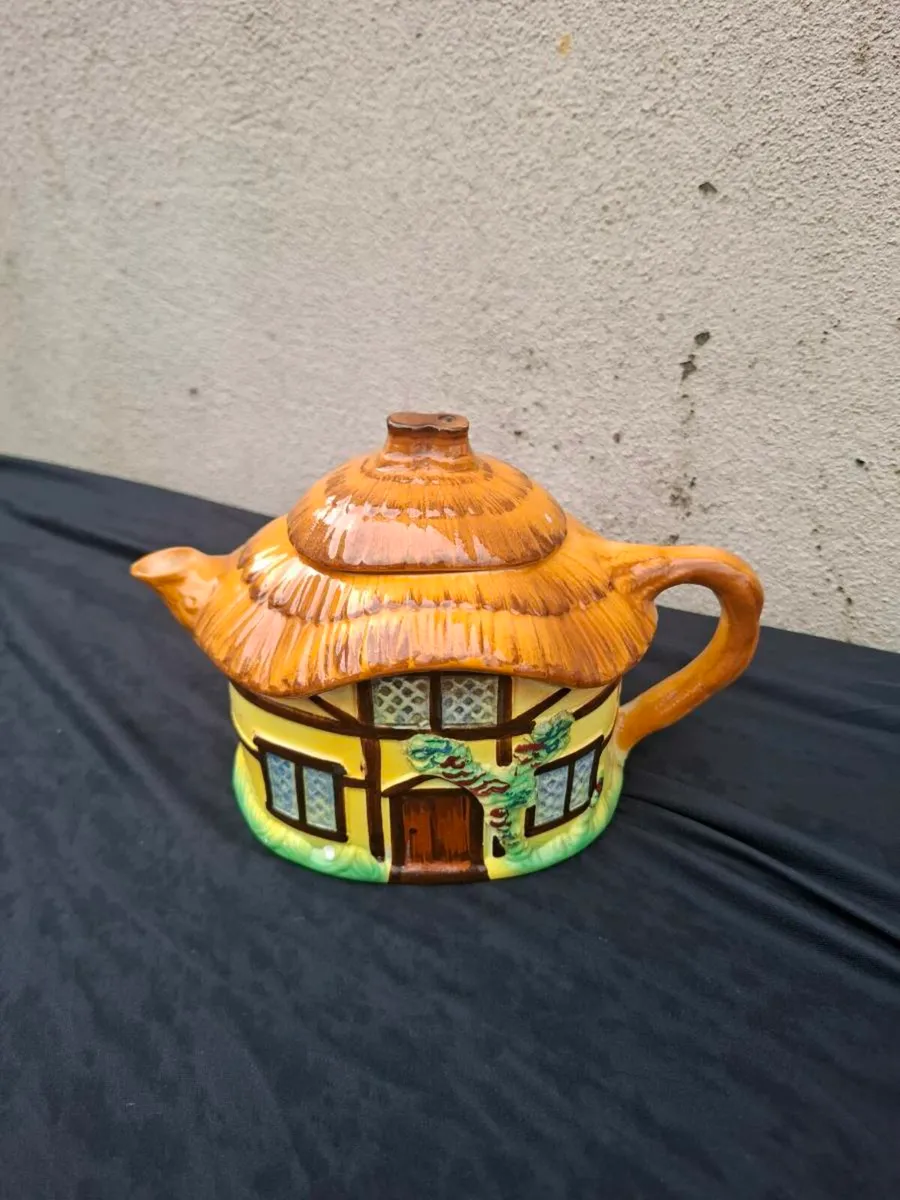 Burlington house tea pot postage possible - Image 1