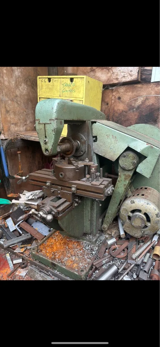 Centic bench milling machine tooling 240 v - Image 2