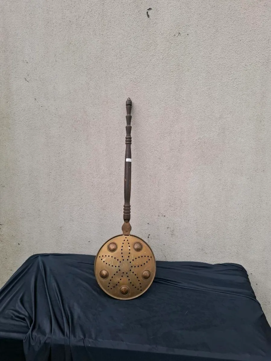 Antique bed pan warmer possible to post