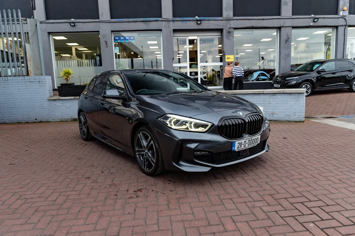 BMW 118D 2.0D M-SPORT PLUS 5DR HATCHBACK AUTO // S - Image 1