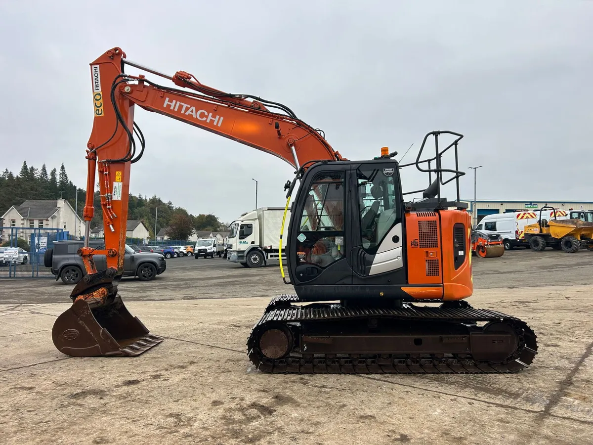 2020 Hitachi ZX135 US-6 Rotation Piped - MULLANS - Image 3