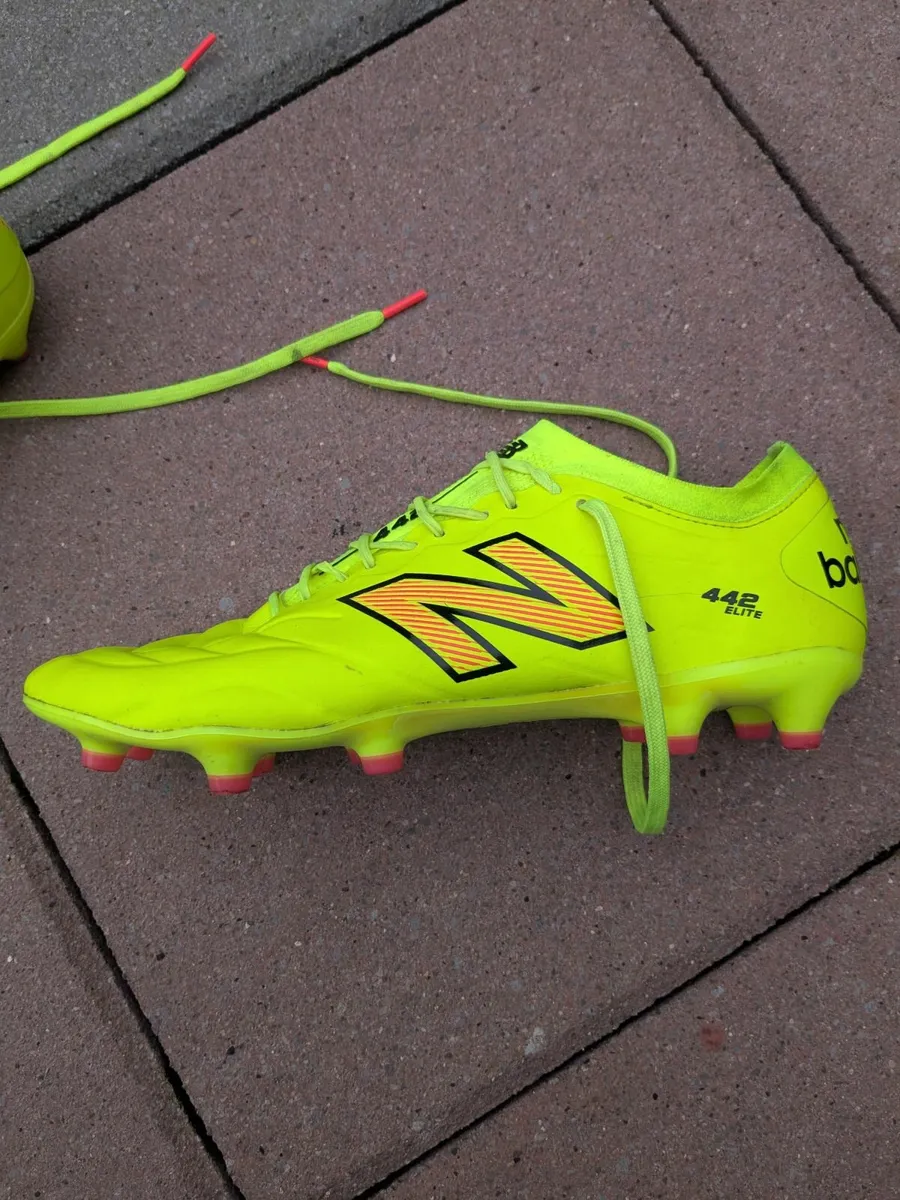 Football boots -  New Balance 442 Elite - Image 1