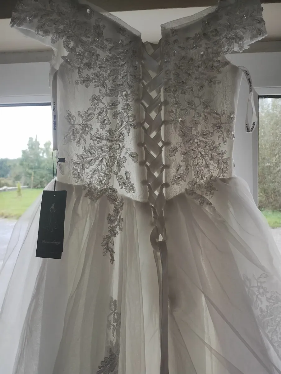 NEW Off-the-Shoulder Ballgown Wedding Dress - Image 4