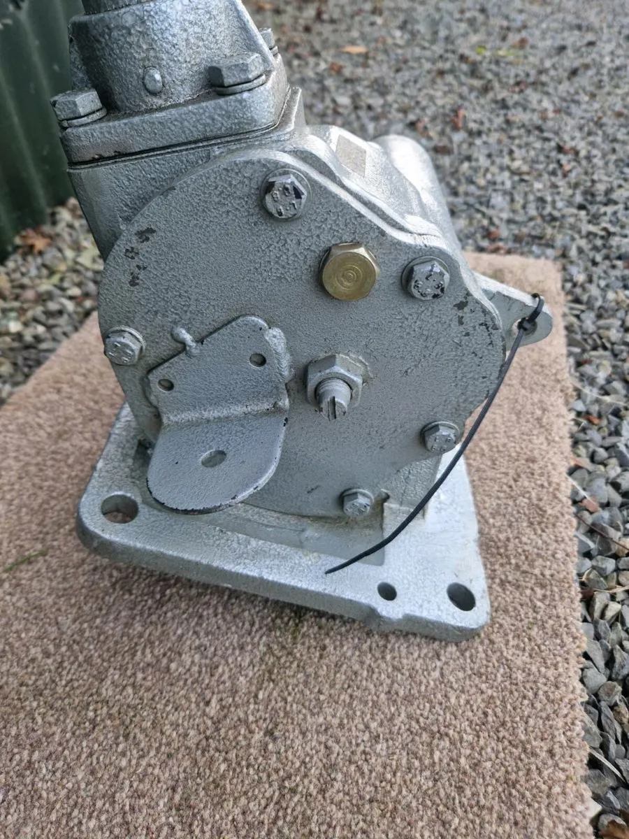 Steering box Ford / New Holland - Image 3